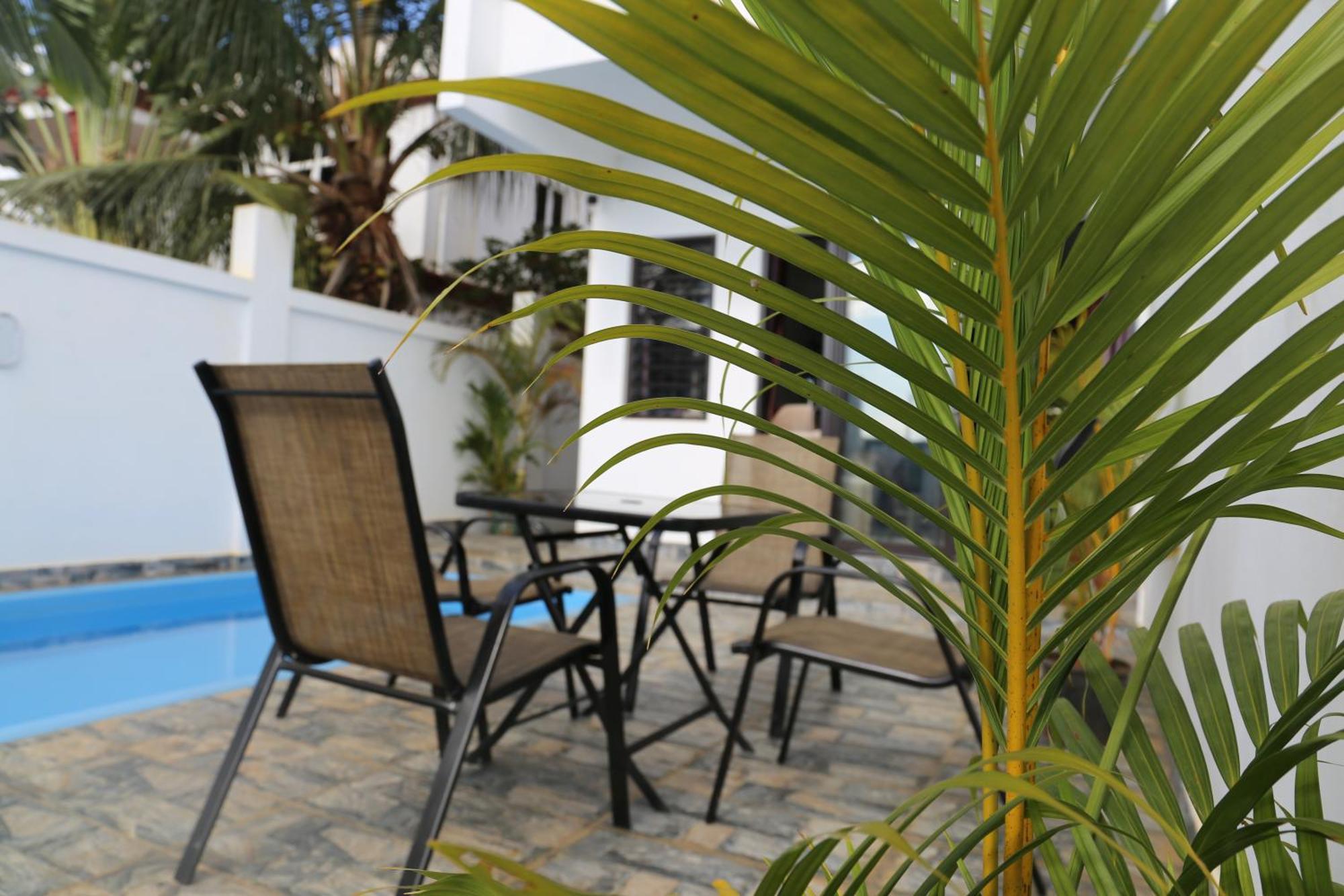 3 Bedroom Family Pool Villa Flic-En-Flac Beach Екстериор снимка