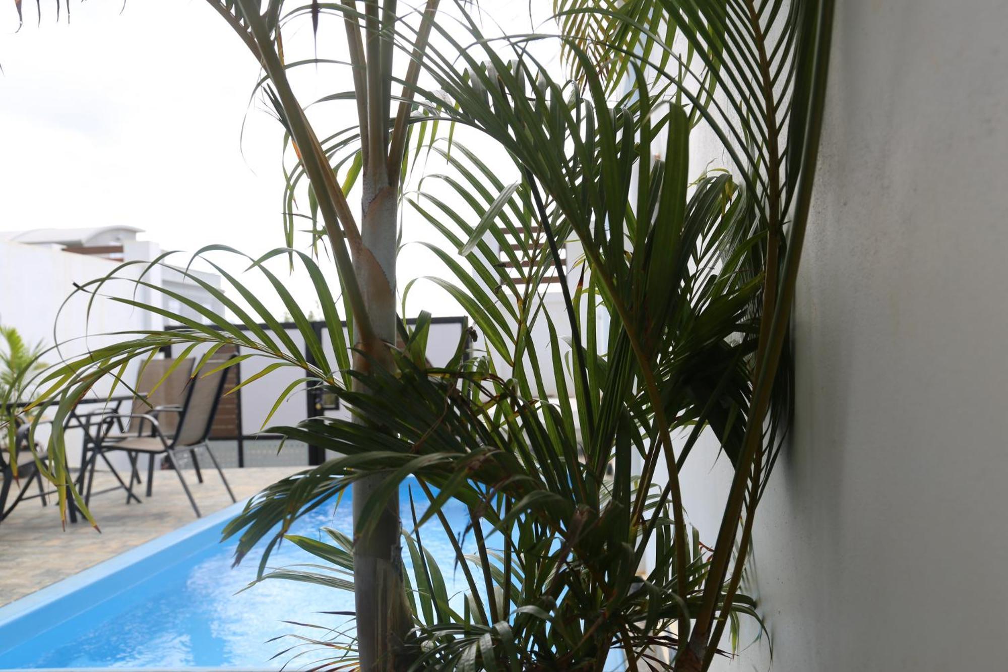 3 Bedroom Family Pool Villa Flic-En-Flac Beach Екстериор снимка